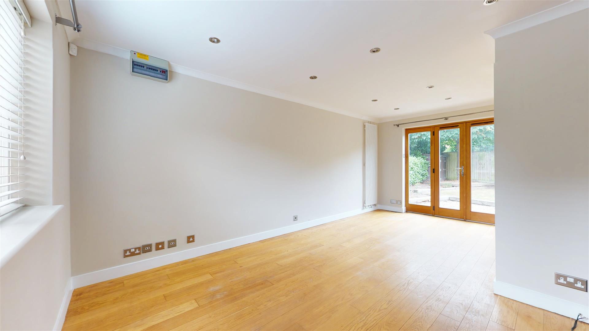 Massie Close, Willen Park, Milton Keynes